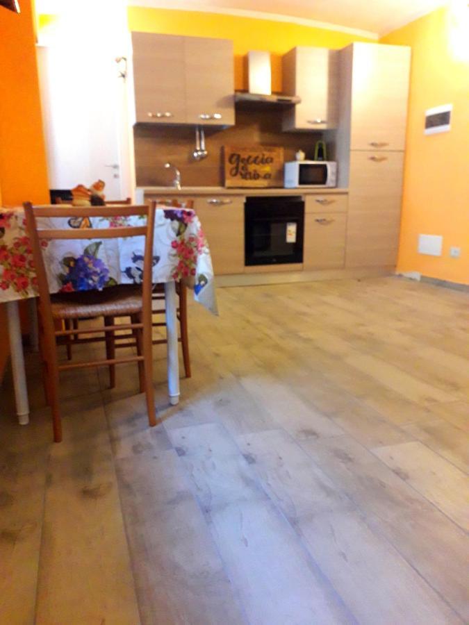Goccia Di Resina #Sharingorobie Lägenhet Serina  Exteriör bild