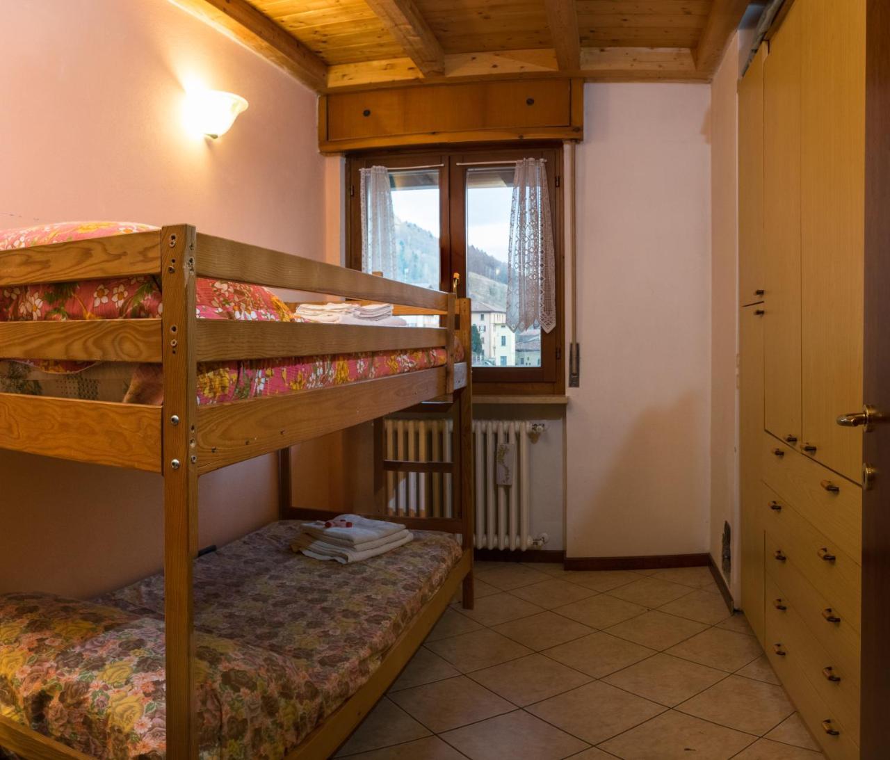 Goccia Di Resina #Sharingorobie Lägenhet Serina  Exteriör bild
